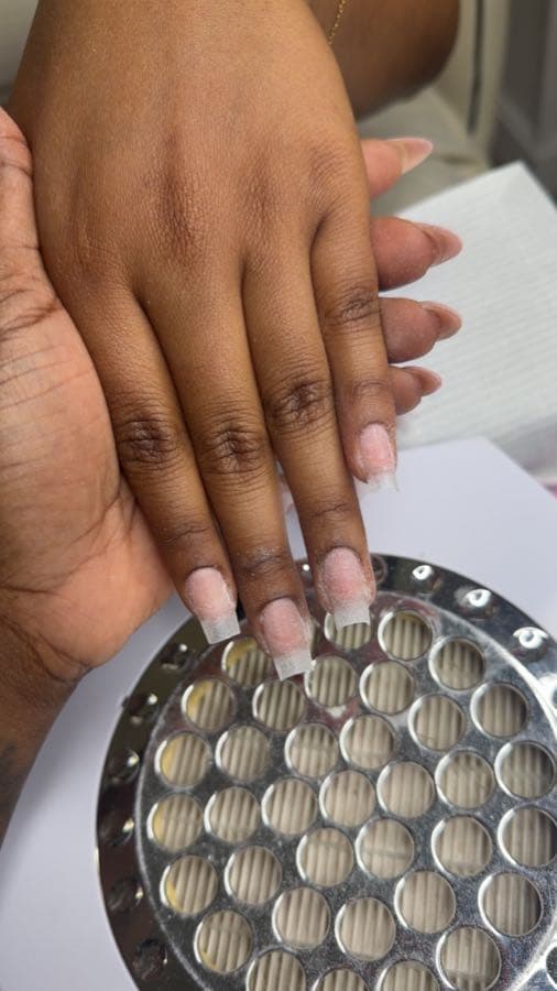 Mise en forme et limage des capsules avant le gel